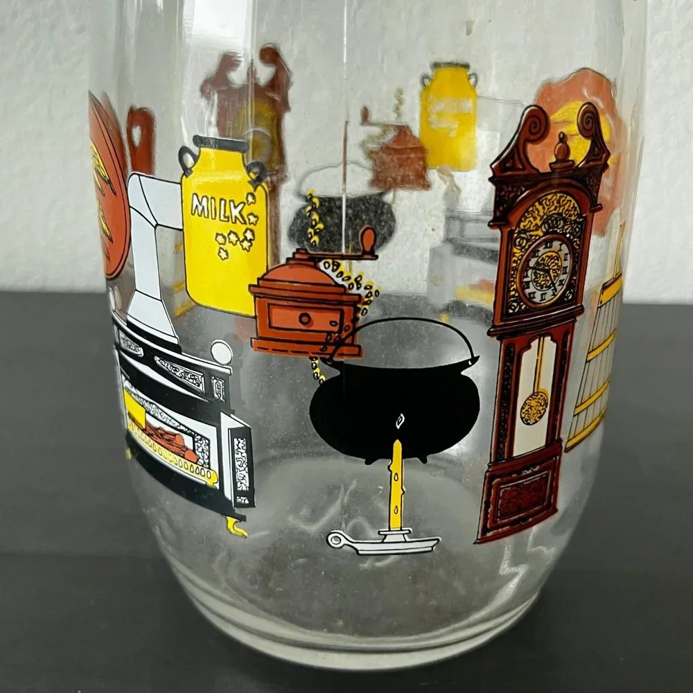 Vintage Arc France Glass Hinged 1.5L Canister // Early American Colonial Pattern